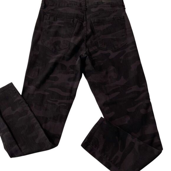 Social Standard by Sanctuary Ankle Skinny Camo Jeans - Picture 2 of 7